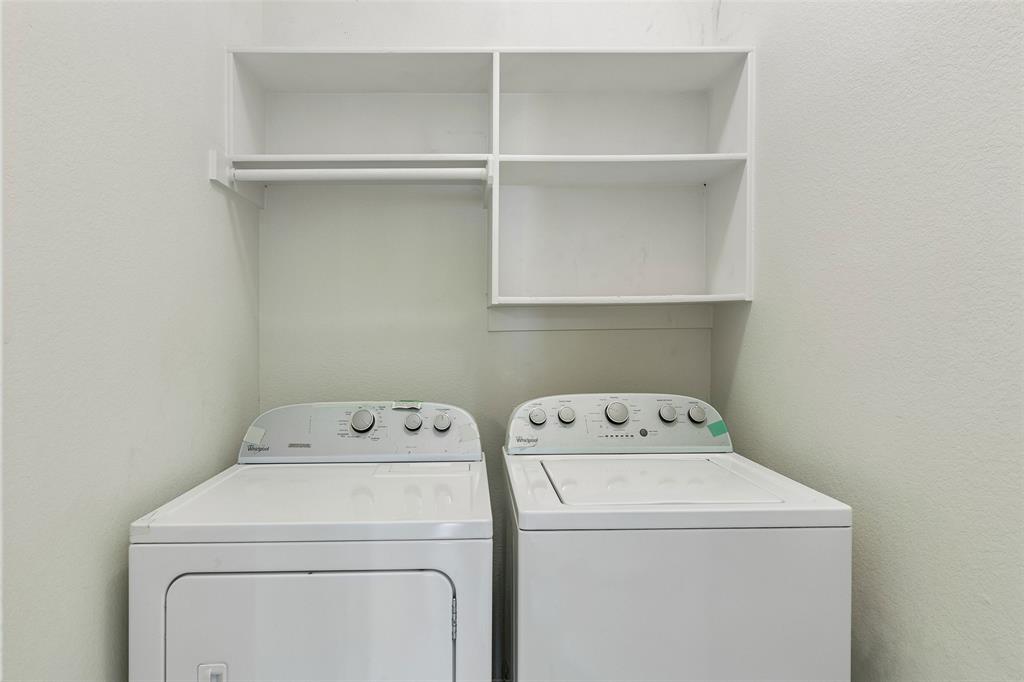 728 Lauren Way Property Photo 29