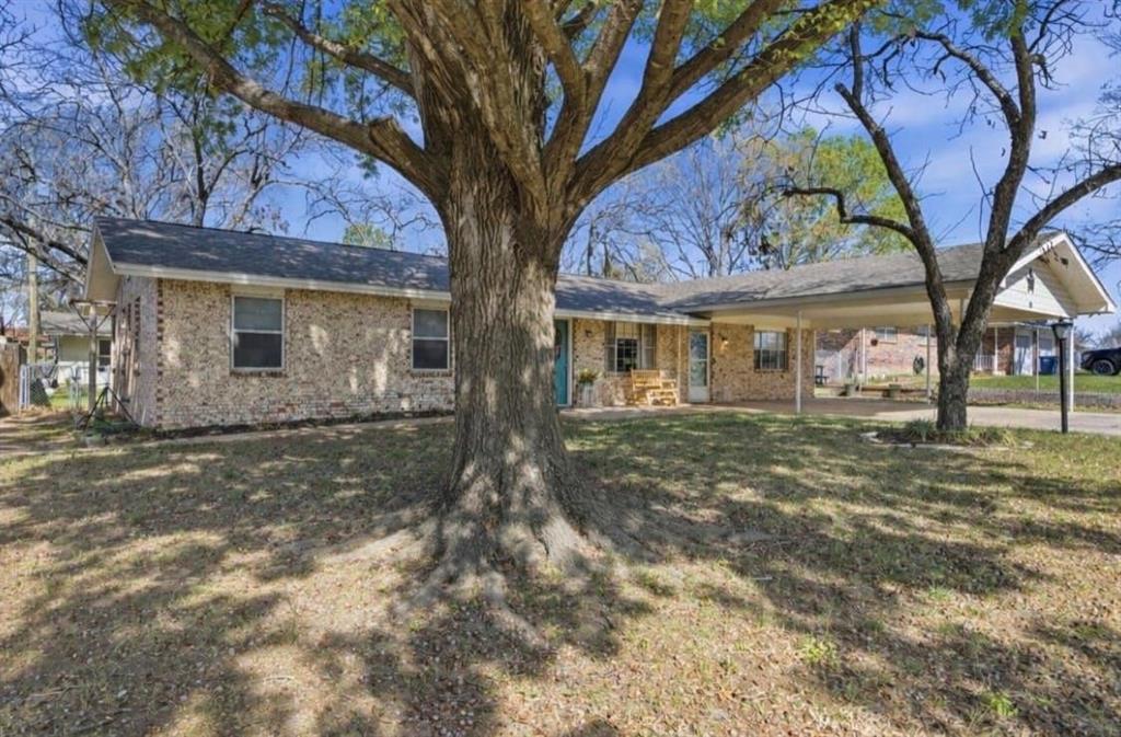 1224 N Texas Street Property Photo 2