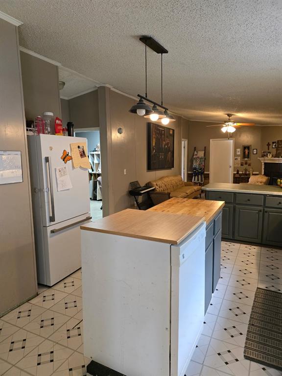 2901 Rolling Oaks Drive Property Photo 9