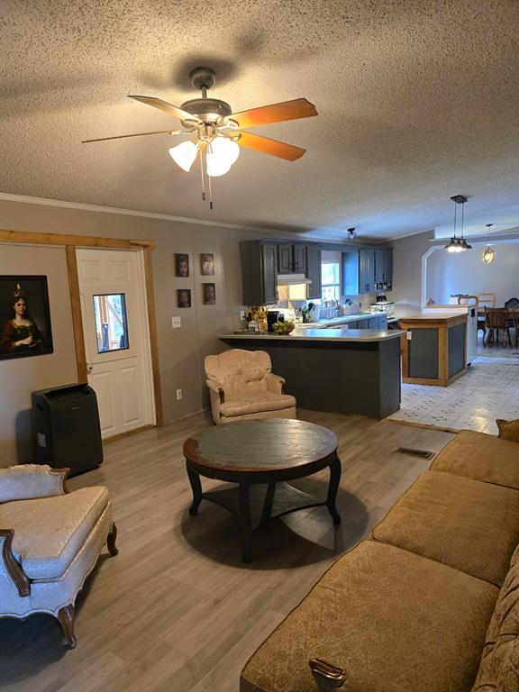 2901 Rolling Oaks Drive Property Photo 11