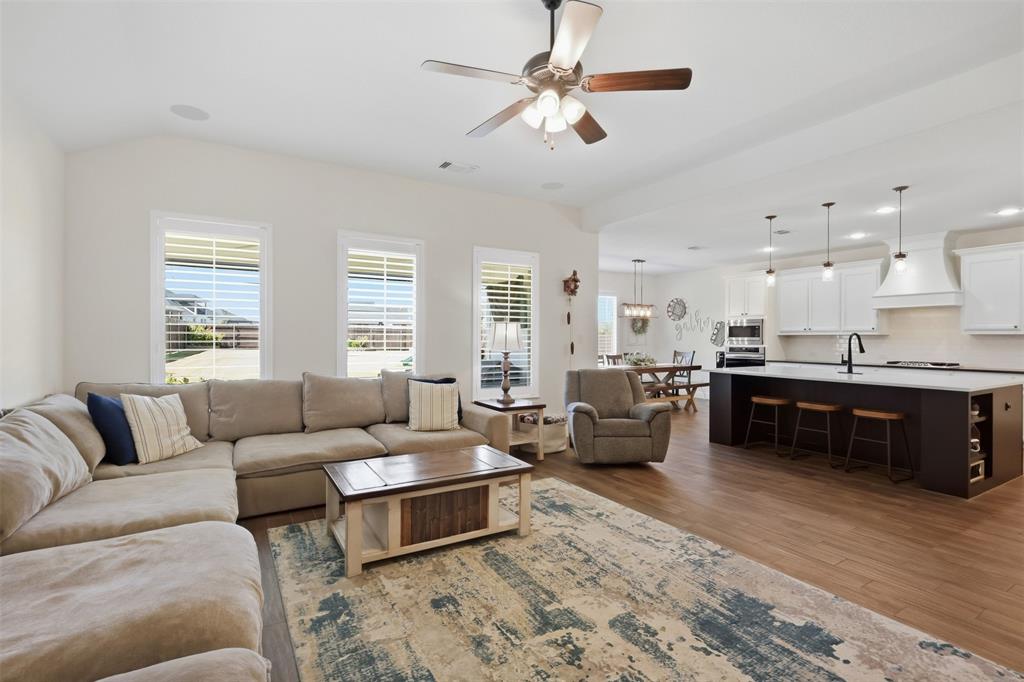 7241 Harrier Street Property Photo 6