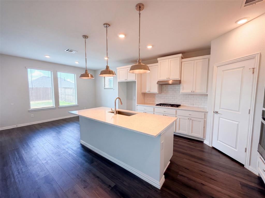 1448 Martingale Lane Property Photo 2