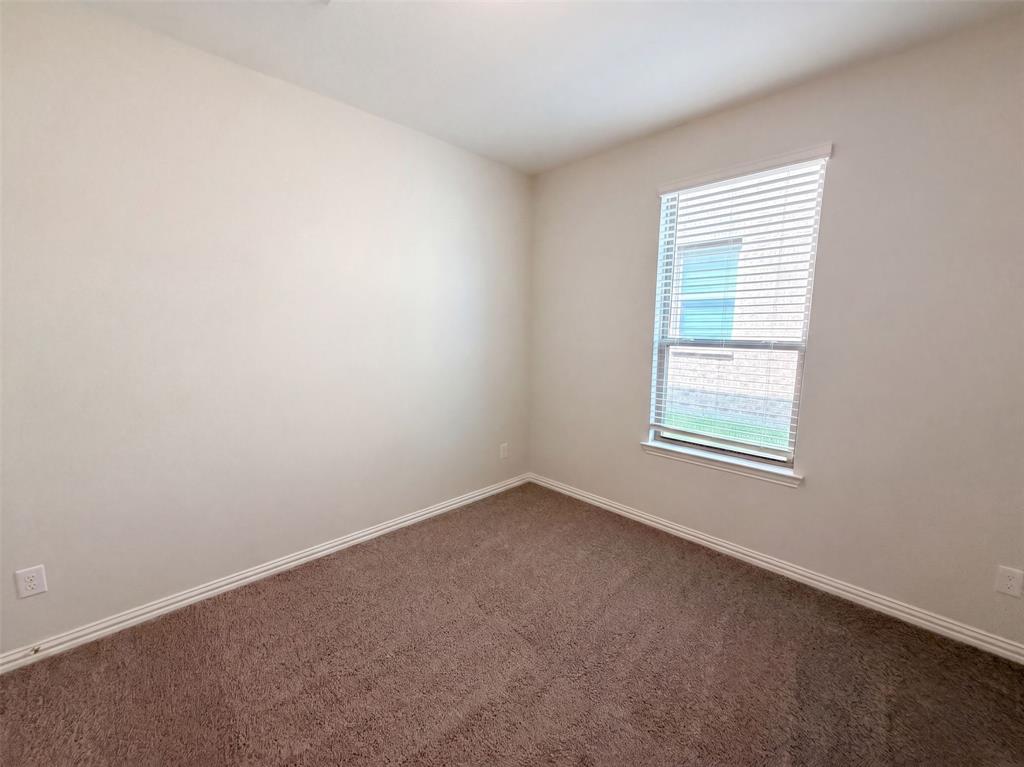 1448 Martingale Lane Property Photo 12