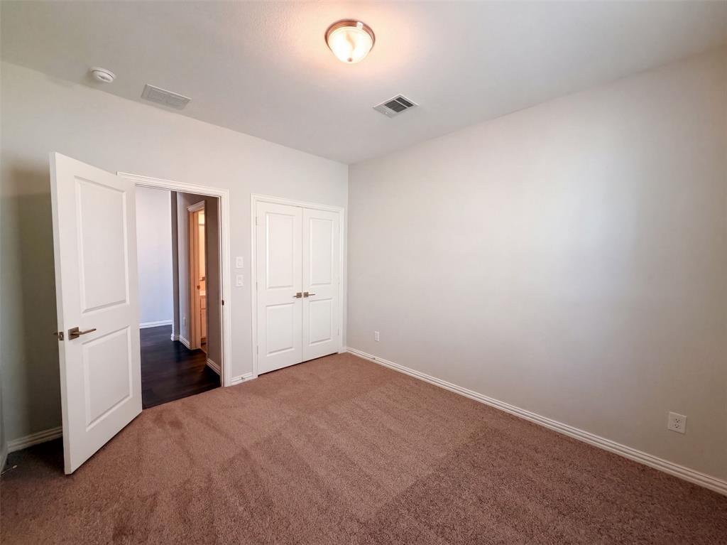 1448 Martingale Lane Property Photo 13