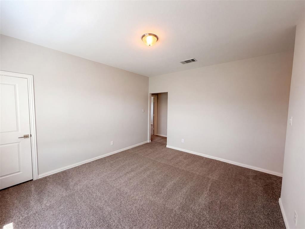 1448 Martingale Lane Property Photo 15