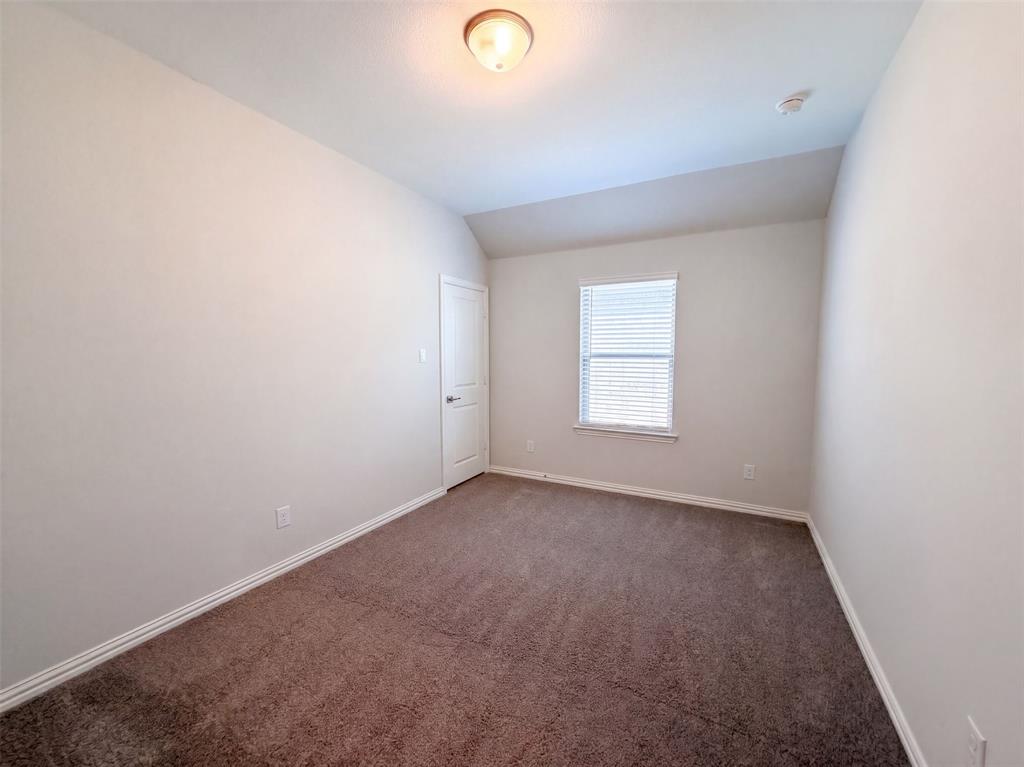 1448 Martingale Lane Property Photo 17