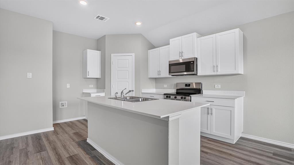 1020 Boll Weevil Drive Property Photo 4