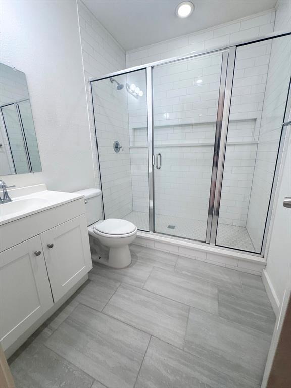 406 Lansing Street Property Photo 6