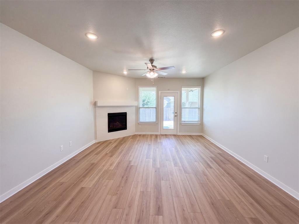 14316 Spitfire Trail Property Photo 12