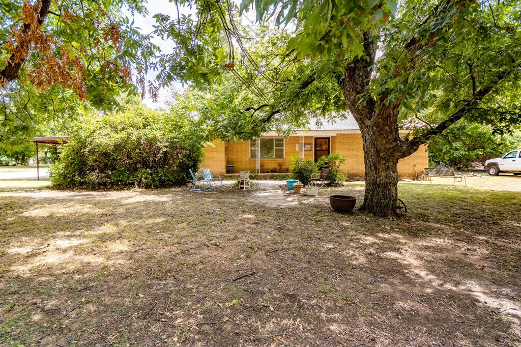 203 Bowie Street Property Photo 4
