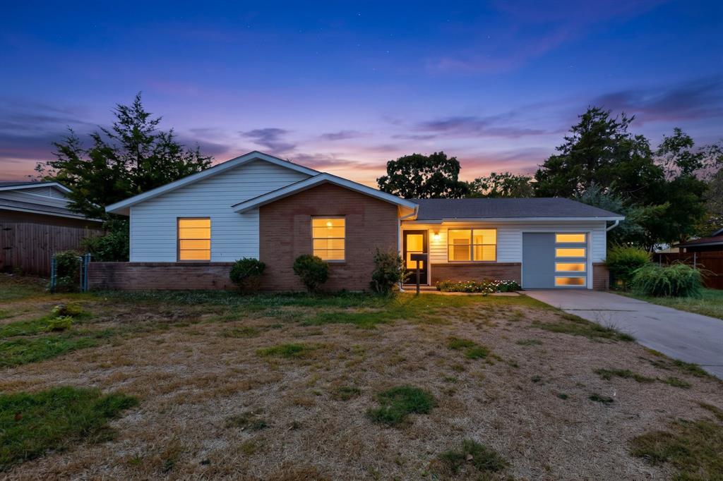 2942 Candlewick Lane Property Photo 1