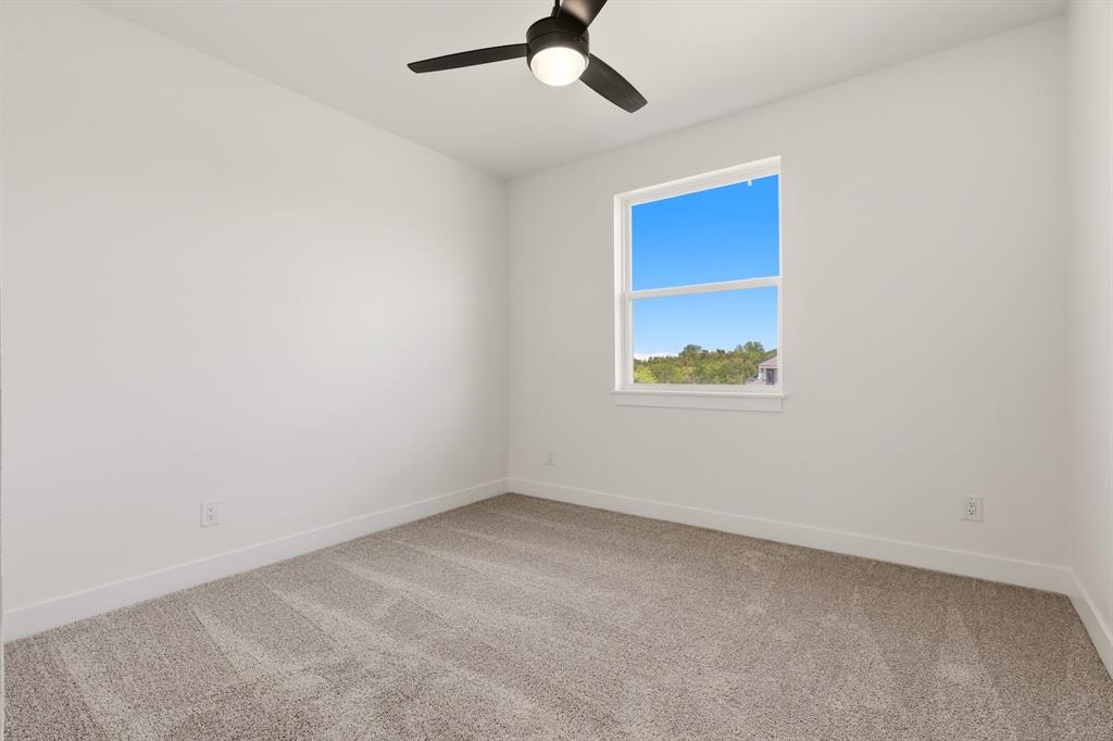 239 Parkland Valley Property Photo 28