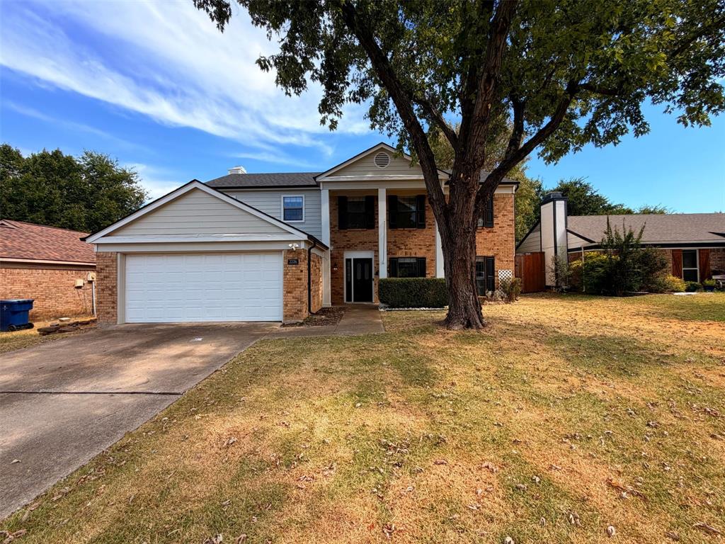 2226 Country Oaks Drive Property Photo 1