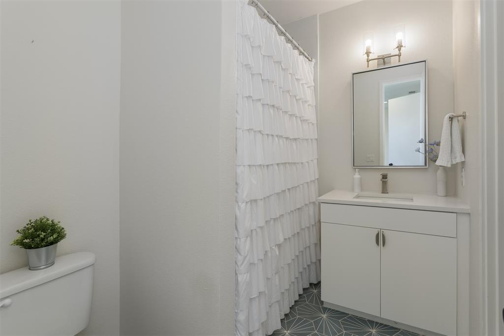 4703 Munger Avenue 101 Property Photo 23