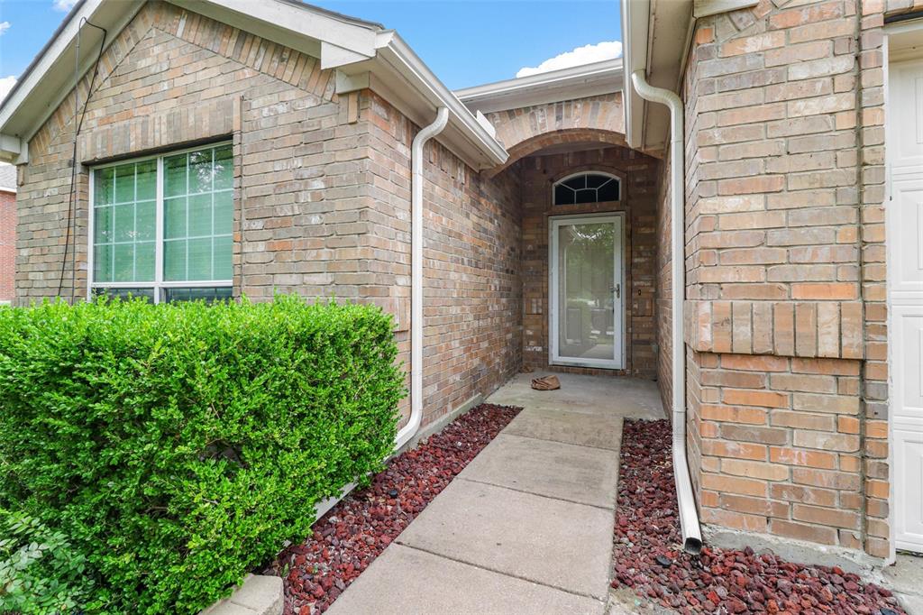 1201 Caroline Drive Property Photo 2