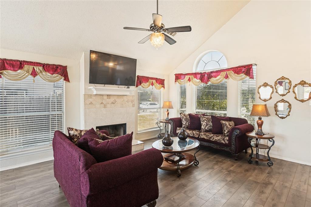 12927 Parker Court Property Photo 5