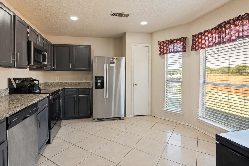 12927 Parker Court Property Photo 8