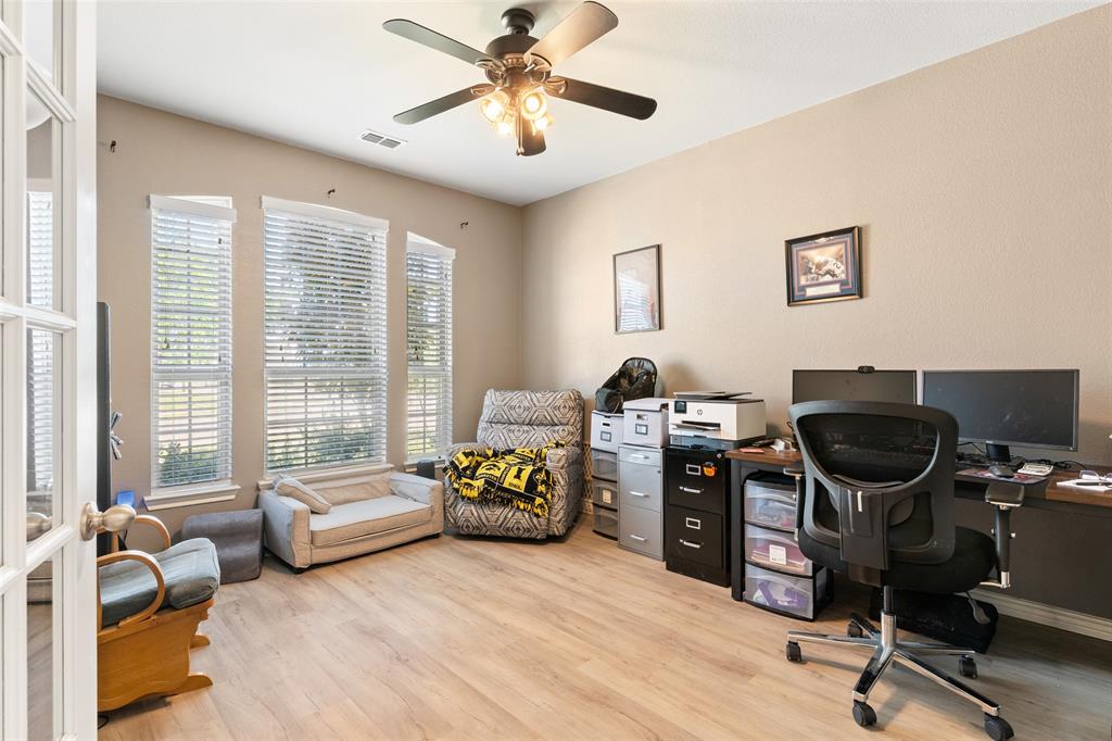 127 Chaco Drive Property Photo 13