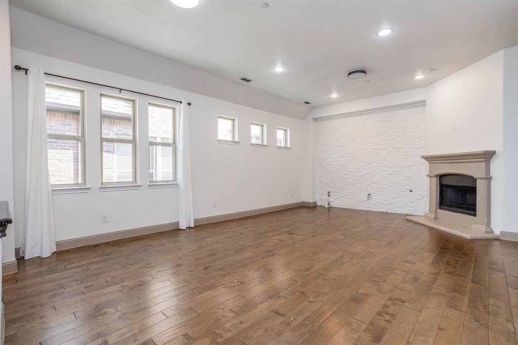 8609 Grassland Drive Property Photo 9