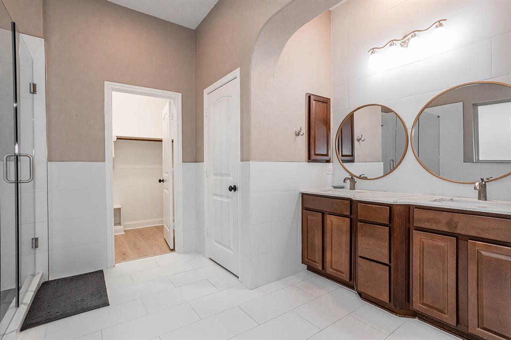 8609 Grassland Drive Property Photo 13
