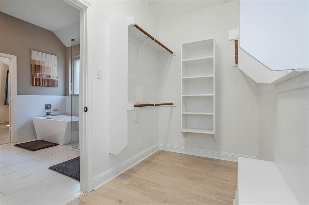8609 Grassland Drive Property Photo 14