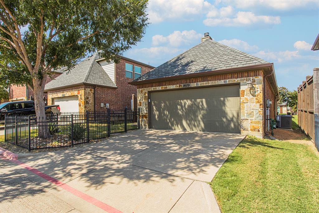 8609 Grassland Drive Property Photo 22