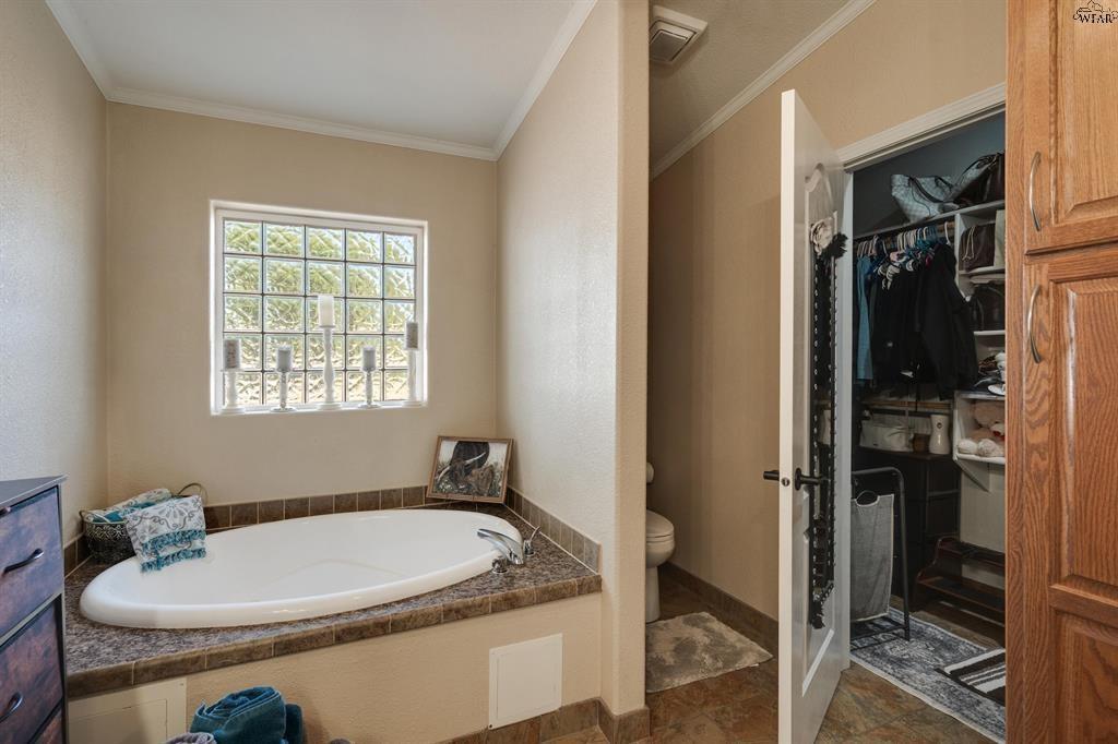 7653 Fm 2606 Property Photo 17