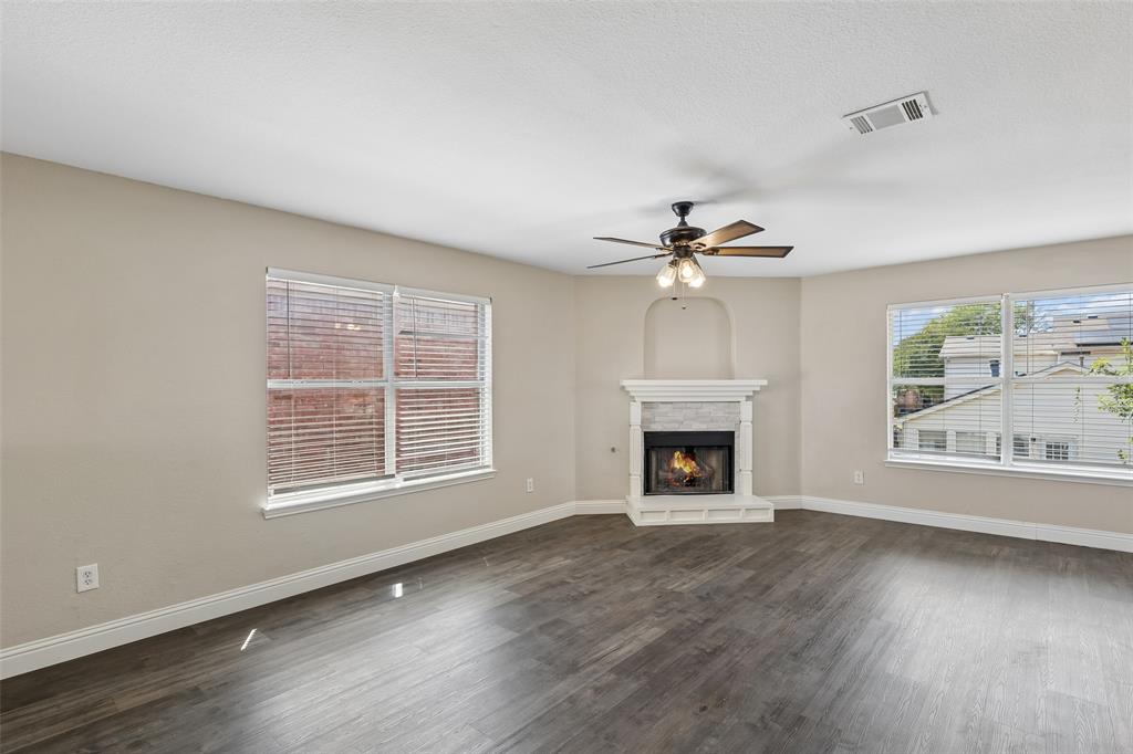 2034 Peregrine Court Property Photo 5
