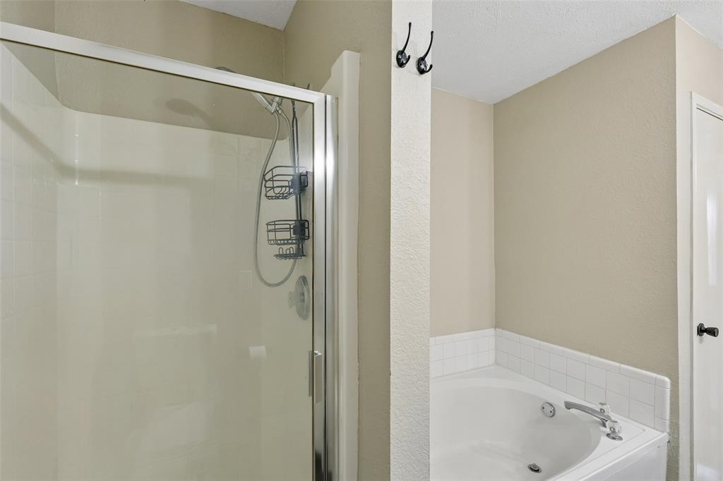2034 Peregrine Court Property Photo 17