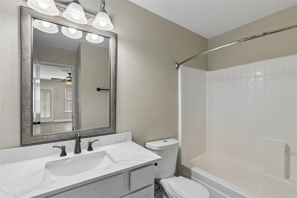 2034 Peregrine Court Property Photo 24