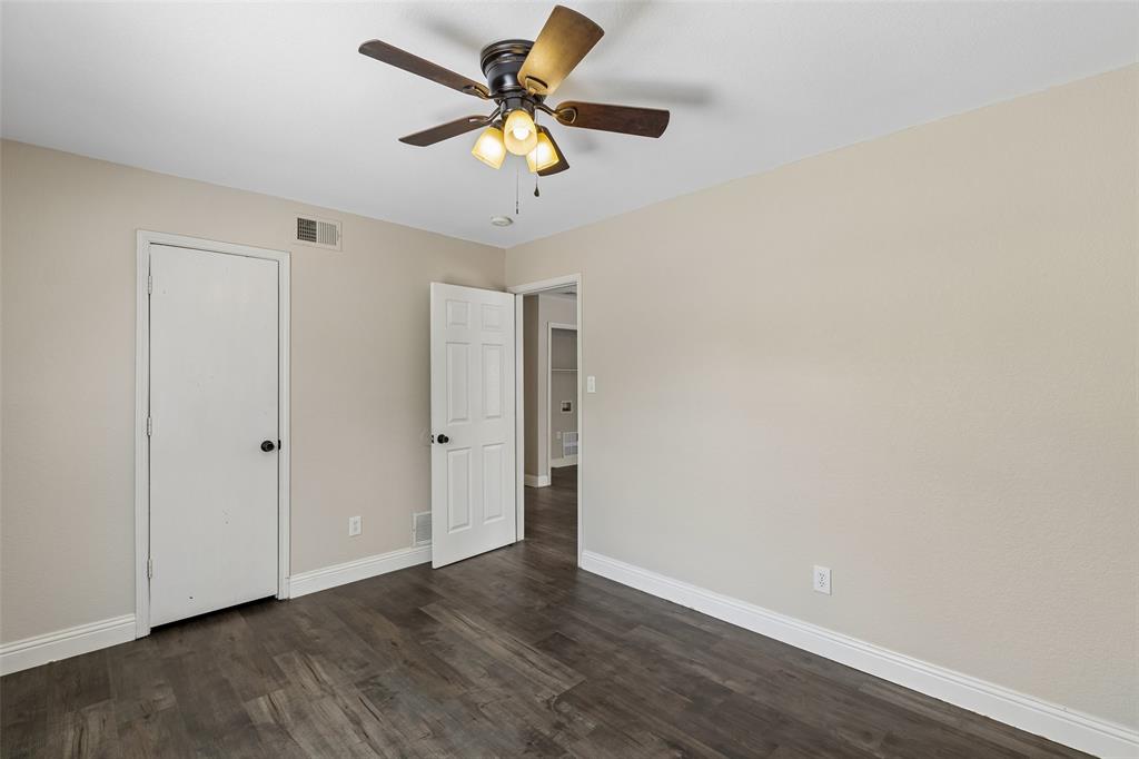 2034 Peregrine Court Property Photo 27