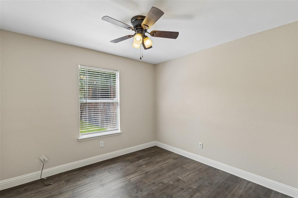 2034 Peregrine Court Property Photo 29