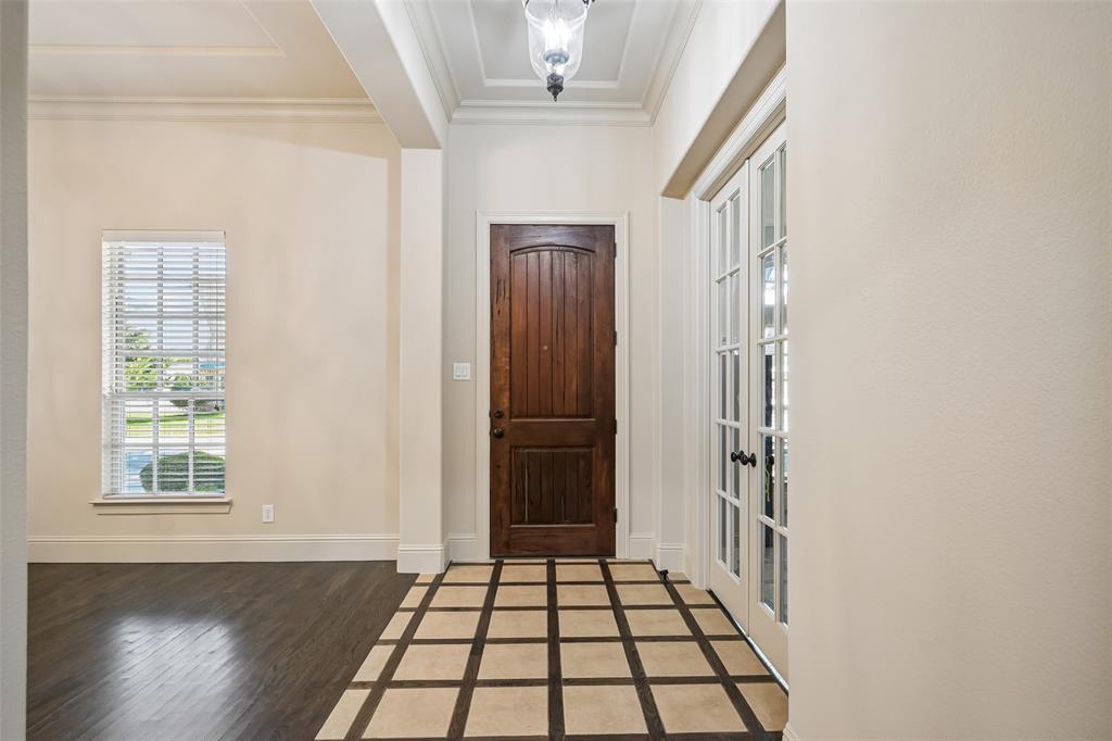 840 Butchart Drive Property Photo 3