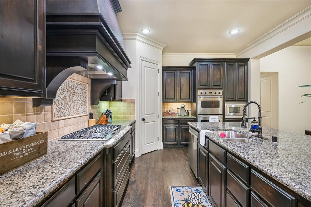 840 Butchart Drive Property Photo 10