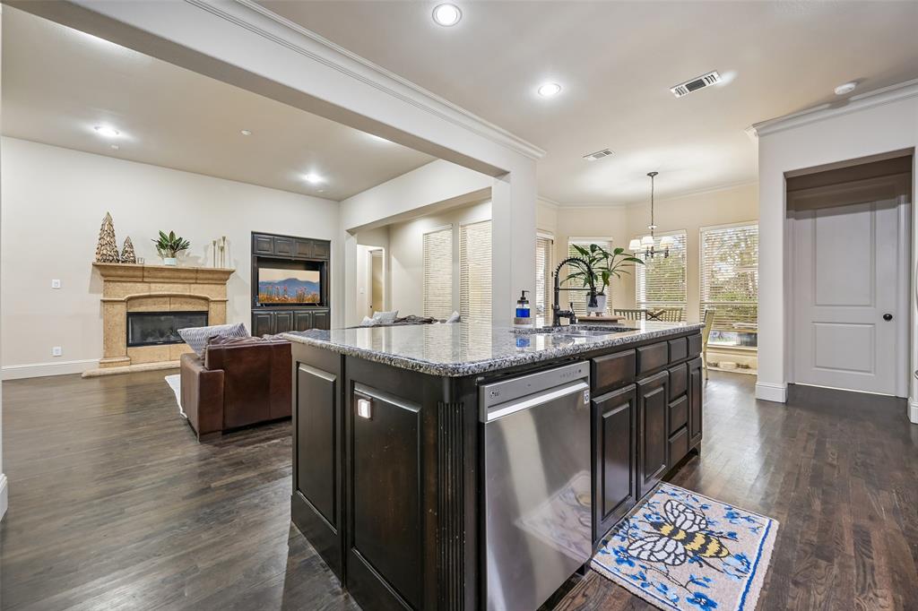 840 Butchart Drive Property Photo 12