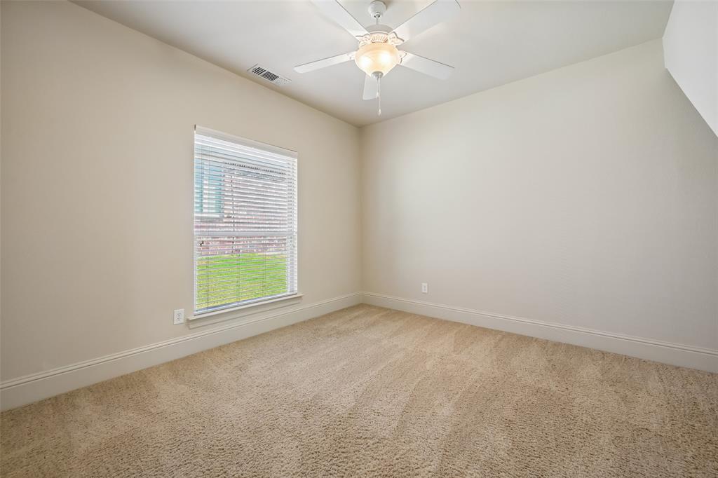 840 Butchart Drive Property Photo 27
