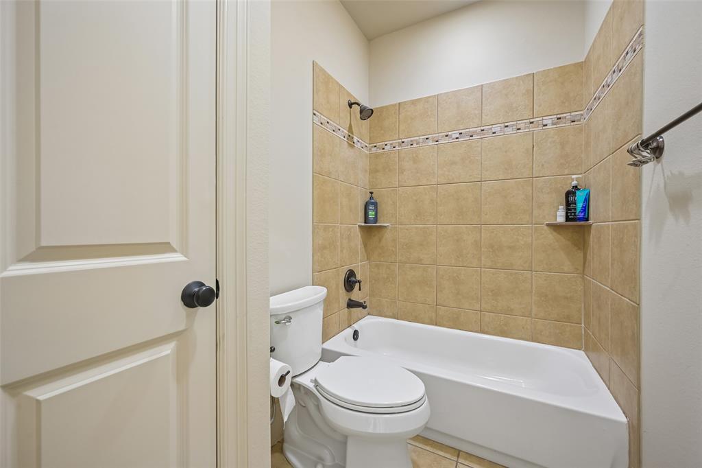 840 Butchart Drive Property Photo 30