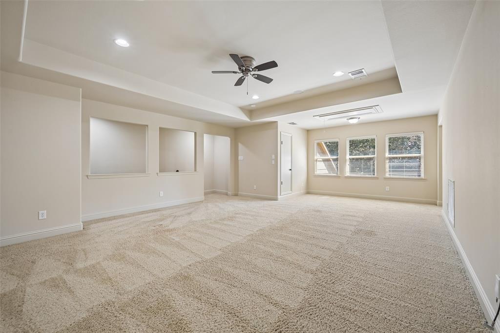 840 Butchart Drive Property Photo 32