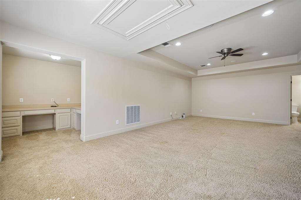 840 Butchart Drive Property Photo 33