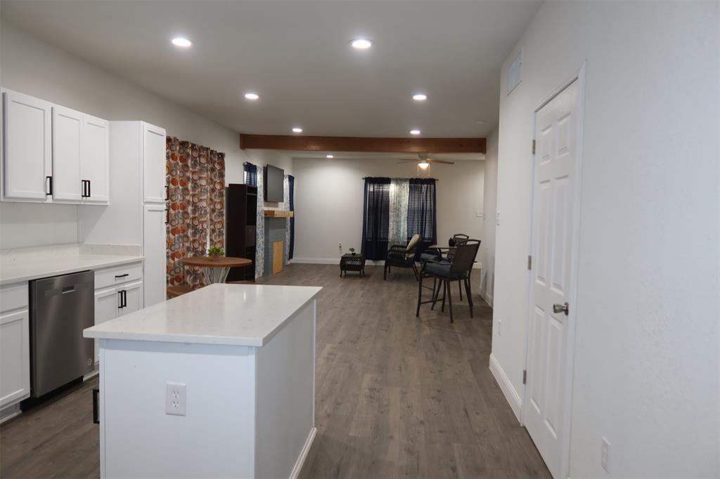 707 N Foley Street Property Photo 18