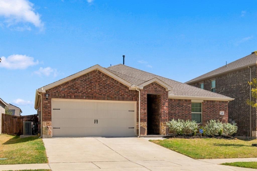7424 Alfriston Place Property Photo 2