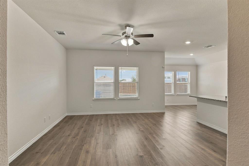 7424 Alfriston Place Property Photo 10