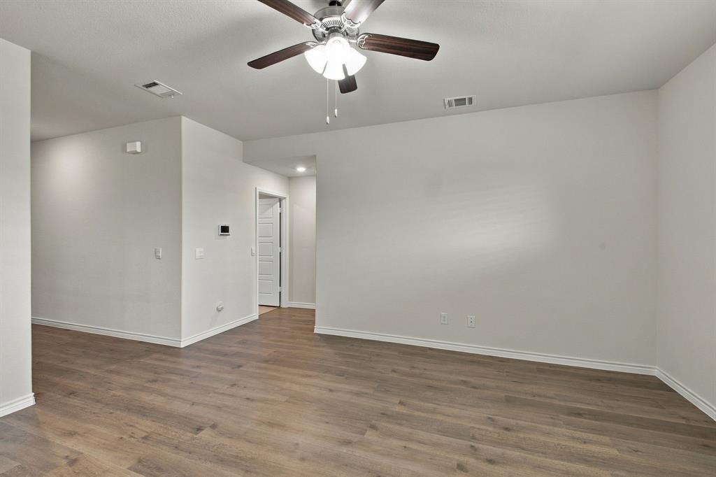 7424 Alfriston Place Property Photo 11