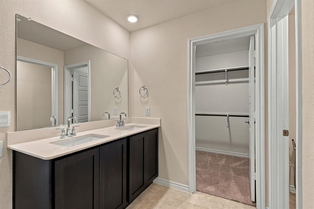 7424 Alfriston Place Property Photo 14