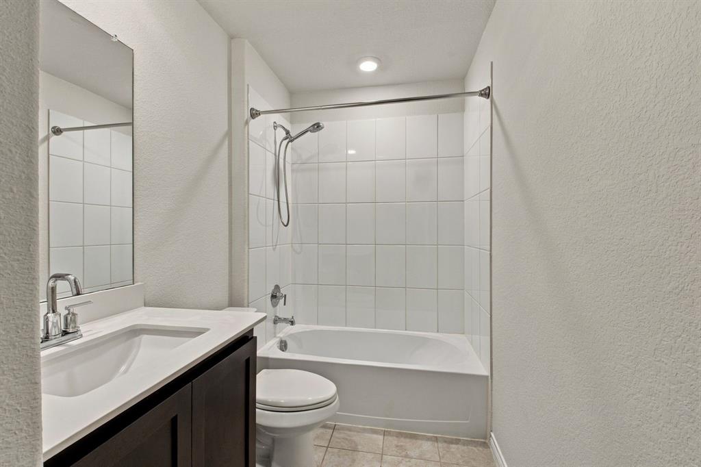 7424 Alfriston Place Property Photo 22