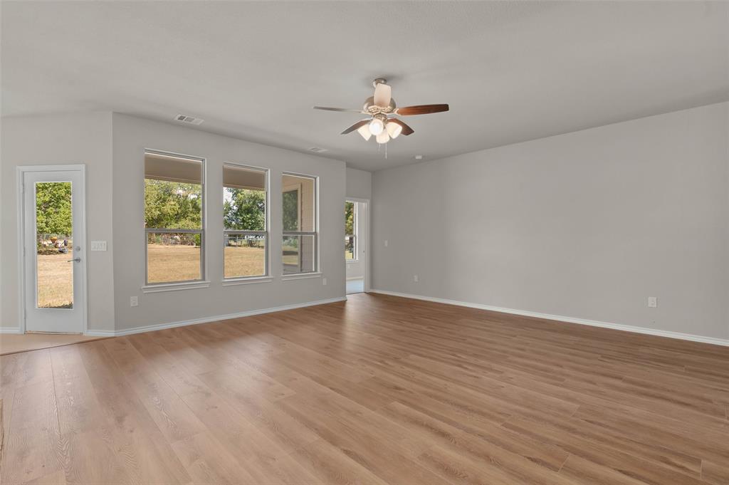 1203 Anthony Property Photo 6