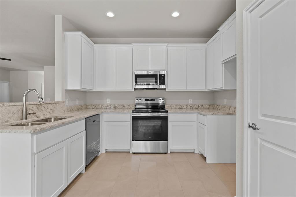 1203 Anthony Property Photo 9