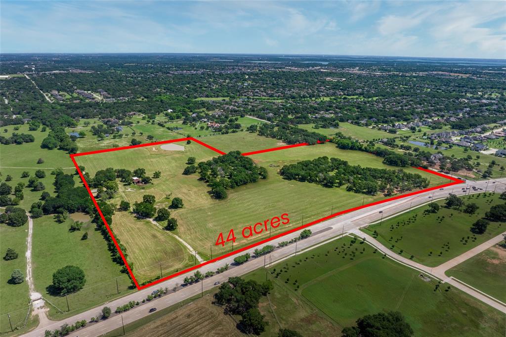 5200 Cross Timbers Road Property Photo 2