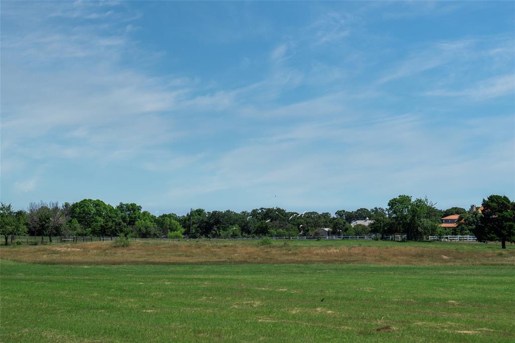 5200 Cross Timbers Road Property Photo 11