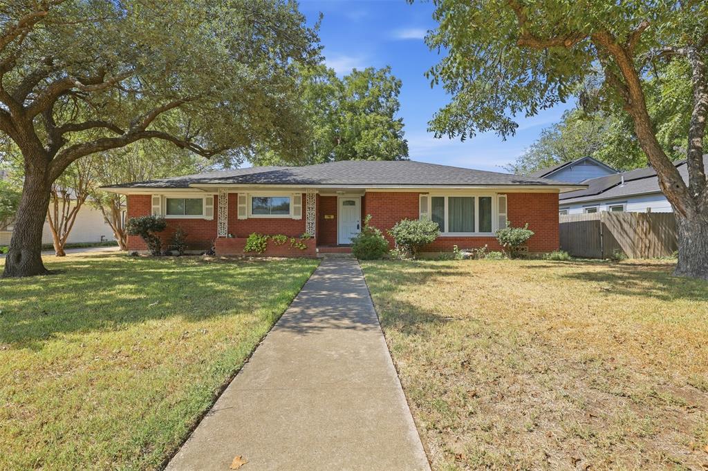 618 Bellevue Drive Property Photo 1